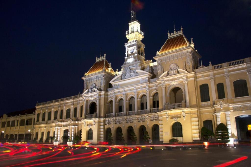 Hotel Thien Truong Хошимин Екстериор снимка