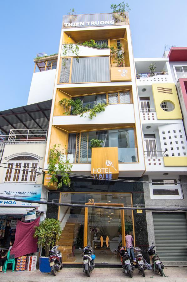 Hotel Thien Truong Хошимин Екстериор снимка